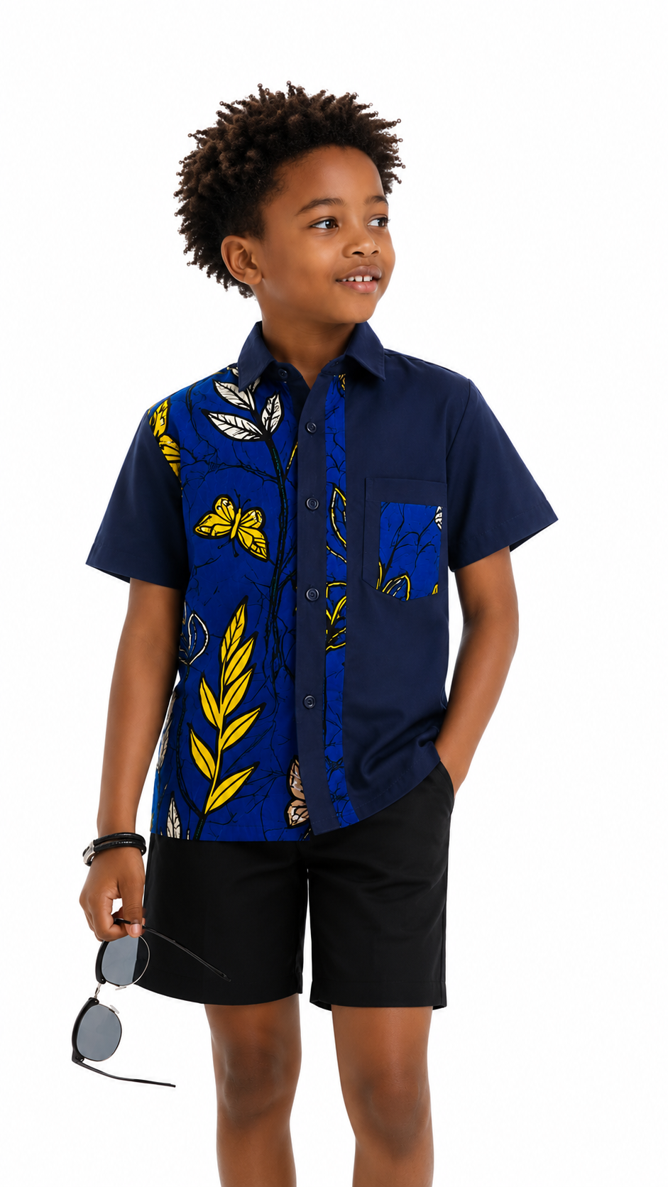Mannequin enfant sur une Chemise Wax Africain de Motif Floral – Navy Storm